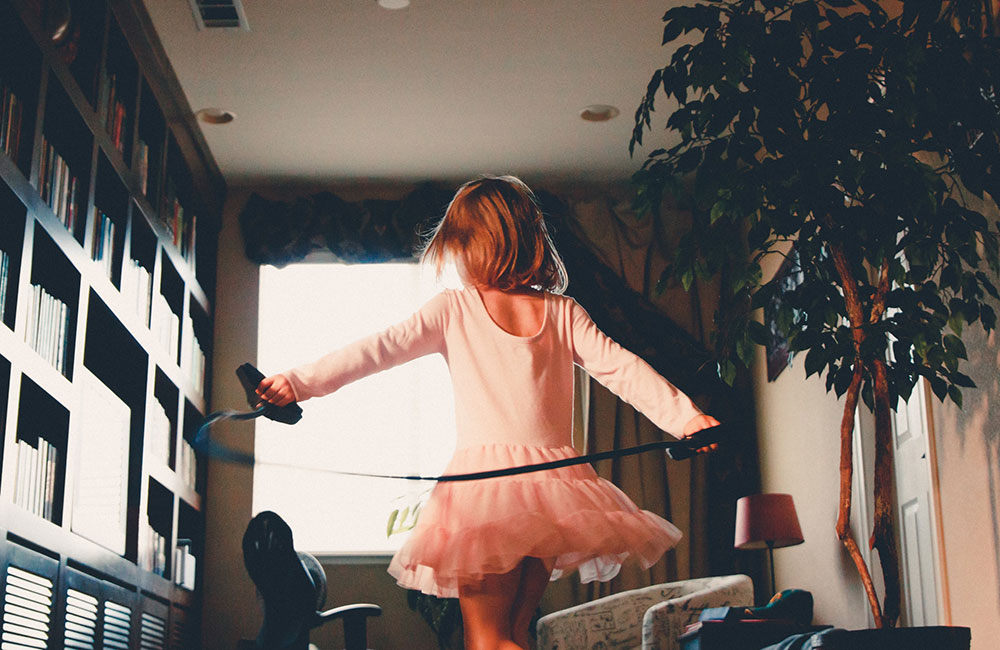 The-sleep-journey_THINGS_TO_HAVE_IN_MIND_IF_YOU'RE_AT_HOME_WITH_KIDS quarantined at home with kids Quarantined at home with kids: 6 things to have in mind the sleep journey 6 THINGS TO HAVE IN MIND IF QUARANTINED WITH KIDS AT HOME 1